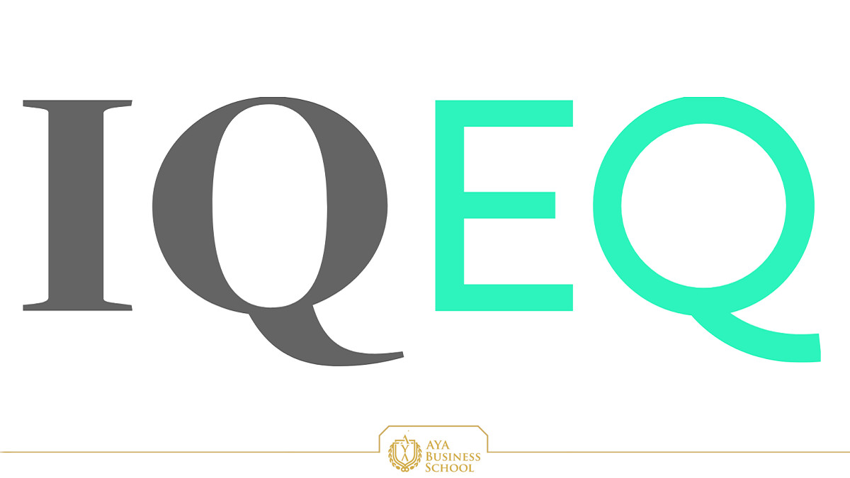 IQ معیاری برای سنجش هوش انسان هاست، در صورتی که EQ به معنای توانایی افراد در زمینه کنترل، بیان و ابراز احساسات و هیجانات است. تفاوت EQ با IQ